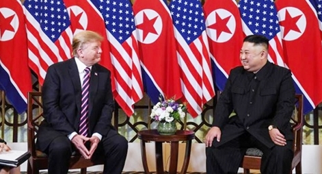 “Bức tường” và “cây cầu”