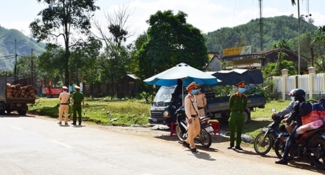 Kiểm soát chặt chẽ, ngăn chặn dịch bệnh COVID-19 lây lan
