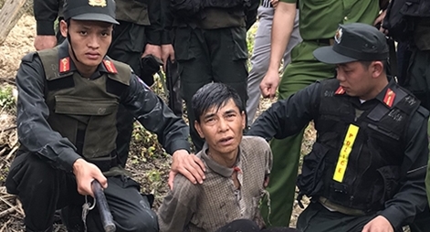 Chém bố tử vong rồi bỏ trốn lên rừng