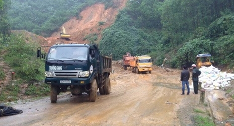 Nguy cơ mất an toàn trên quốc lộ 24