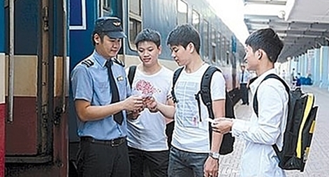Thí sinh đi thi, nhập học đại học, cao đẳng được giảm giá vé tàu