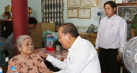 Tri ân công lao các Mẹ Việt Nam Anh hùng