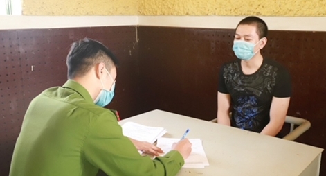 Triệt phá đường dây lừa đảo bằng trò chơi “Huyền thoại bóng đá”