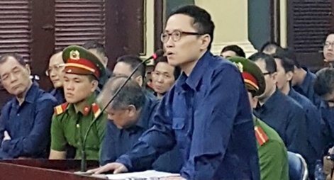 “Nghề” giám đốc thuê: danh hão, tù thật