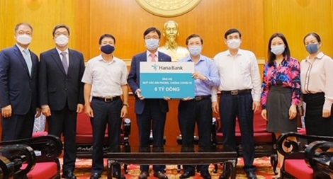 Hana Bank ủng hộ 6 tỷ đồng vào Quỹ vaccine phòng, chống COVID-19 