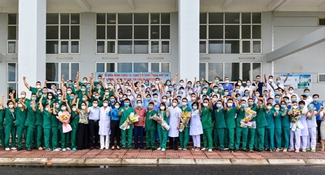 Hải Phòng cử hơn 200 bác sĩ, điều dưỡng chi viện chống dịch