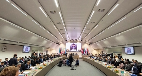 OPEC+ muốn kìm giữ sản lượng