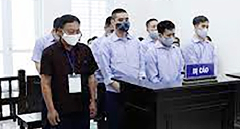 Tiếp tục xét xử nhóm bảo kê logo “xe vua” tại Hà Nội