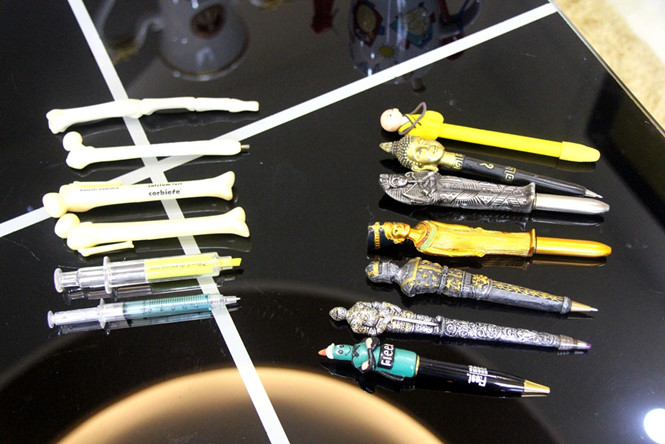 Bộ sưu tập bút của một bác sĩ xác lập kỷ lục châu Á về số lượng và chủng loại