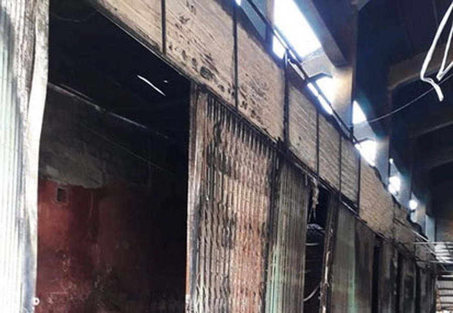 12 ki-ốt ở chợ Nhơn Lý bị hỏa hoạn thiêu rụi trong đêm