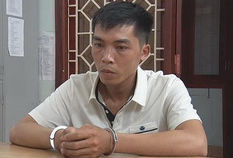 Nhân viên cũ giả thực khách quay lại nhà hàng trộm hơn 300 triệu đồng