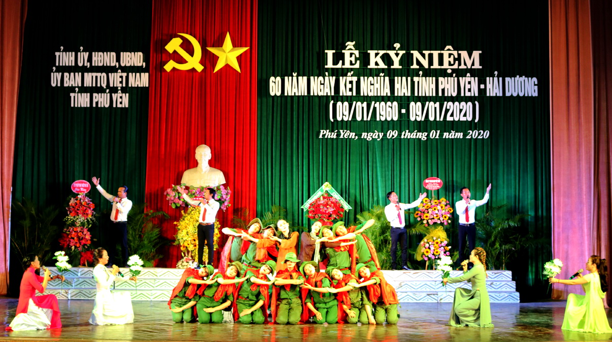 Kỷ niệm 60 năm Ngày kết nghĩa hai tỉnh Phú Yên -  Hải Dương
