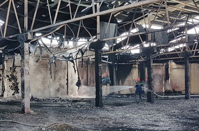 Hai ngày, hai vụ cháy kho xưởng doanh nghiệp ở Bình Định.