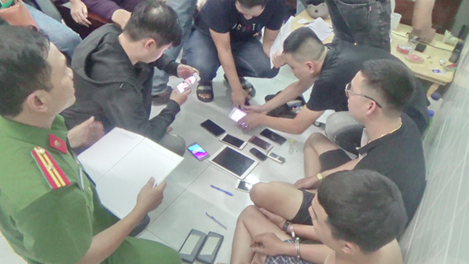 Đánh sập đường dây lô đề tiền tỷ ở Bình Định