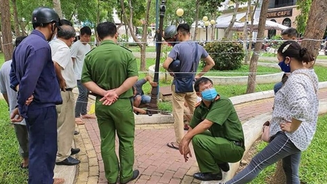 Nam sinh lớp 4 tử vong bất thường trong công viên