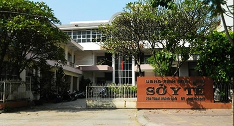 Xin nghỉ việc, một bác sĩ phải  bồi thường gần 200 triệu đồng