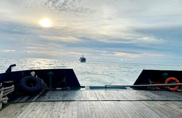 Lữ đoàn tàu ngầm 189 cứu hộ thành công tàu vận tải biển quốc tịch Nga