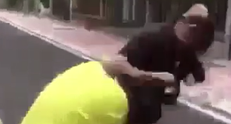 Làm rõ clip nữ sinh lớp 7 bị nhóm bạn đánh “hội đồng” thô bạo