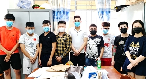 Thuê căn hộ sang trọng rồi bày “tiệc ma túy” để “bay, lắc”