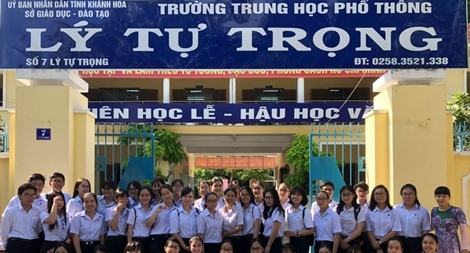 Thủ khoa và Á khoa khối C toàn quốc là anh em sinh đôi ở Khánh Hòa