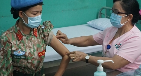 Lực lượng gìn giữ hòa bình Việt Nam được tiêm vaccine ngừa COVID-19