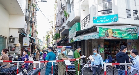 Phong toả nhiều điểm sau ca mắc COVID-19 ở TP Hồ Chí Minh