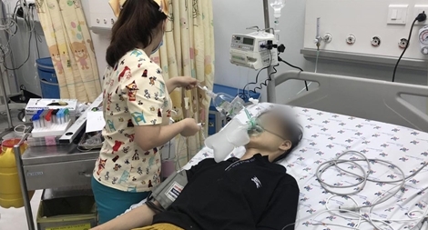 Cứu sống nam sinh uống thuốc diệt cỏ