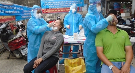 Tìm người đến chợ Bình Đông, phường 14, quận 8, TP Hồ Chí MInh