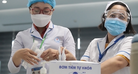 Đối tượng được tiêm vaccine đợt 5 tại TP Hồ Chí Minh là ai?