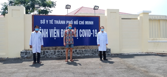Bệnh nhân cuối cùng tại Bệnh viện COVID-19 Cần Giờ xuất viện