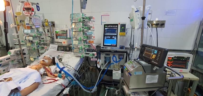 ECMO Bệnh viện Nhi Đồng 1 nhận “Giải thưởng Thành tựu Y khoa Việt Nam”