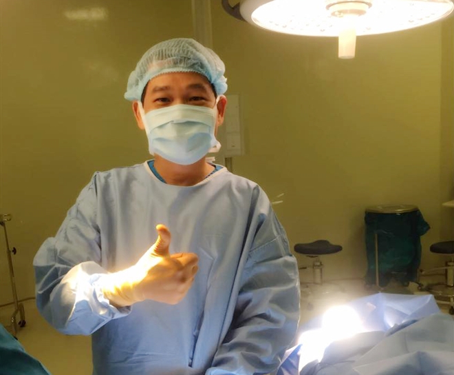 "Hoá giải" vòng thắt bẩm sinh, lấy lại ngón tay xinh cho bé gái Campuchia