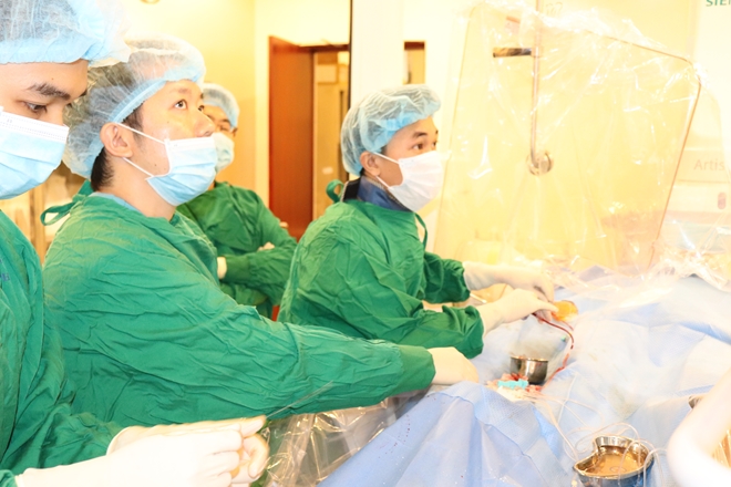 BV 30/4 điều trị thành công 4 ca "mạch vành mạn tính" phức tạp 