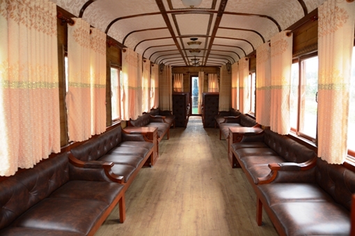 Ga Đà Lạt đưa thêm 2 toa tàu vào làm du lịch