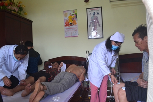 Ngôi chùa chữa bệnh mãn tính miễn phí cho người nghèo