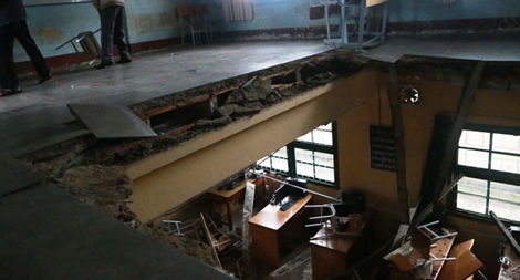 Tiết lộ gây sốc sau vụ sập lớp học làm 10 học sinh bị thương