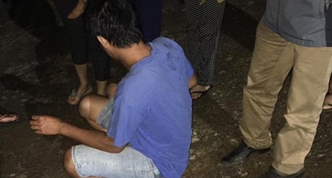 Người đàn ông dũng cảm lao xuống sông cứu 2 nữ sinh trong đêm