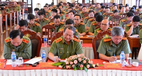 Tạp chí Nghiên cứu lịch sử Công an gặp mặt công tác viên