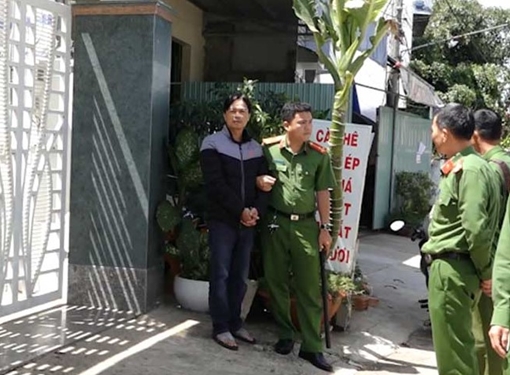 Cán bộ ngân hàng lợi dụng đáo hạn vay tiền lừa đảo