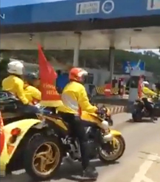 Sự thật clip Trạm BOT Định An chặn đường Giải đua xe đạp