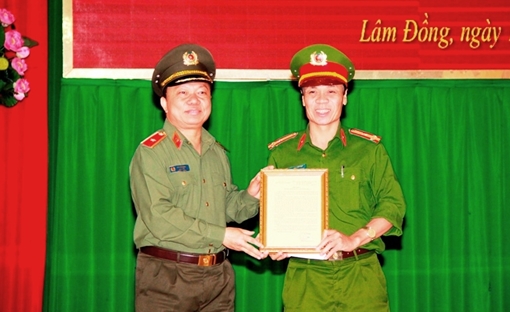  Khen thưởng vụ phá án giết người phi tang ở Lâm Đồng