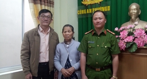 Nhặt được 65 triệu giao Công an trả người đánh mất