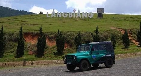 Đình chỉ 54 xe U-oát chở khách lên núi Langbiang