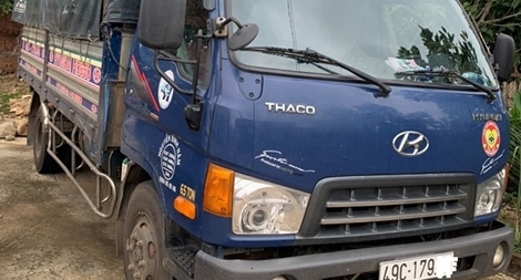 Phát hiện tài xế lái xe tải trong lúc phê ma túy