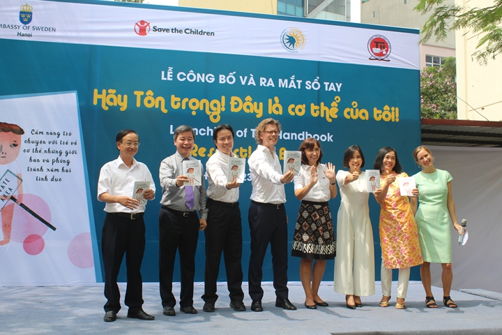 Ra mắt sách dạy trẻ phòng tránh xâm hại tình dục