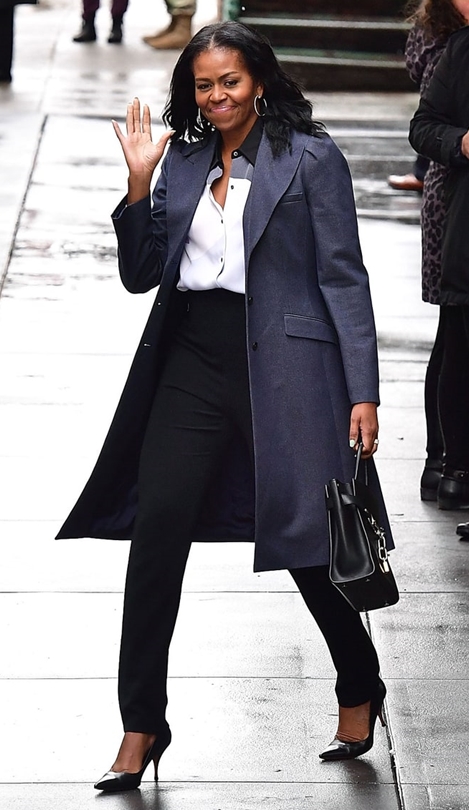 Phong cách của bà Michelle Obama sau khi rời Nhà Trắng 