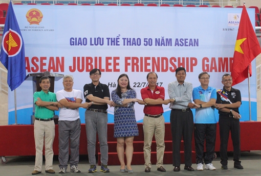 Chương trình giao lưu thể thao kỷ niệm 50 năm ASEAN