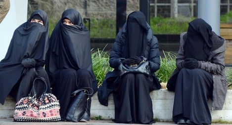 Mạng lưới khủng bố tập hợp gần 50 phụ nữ cực đoan