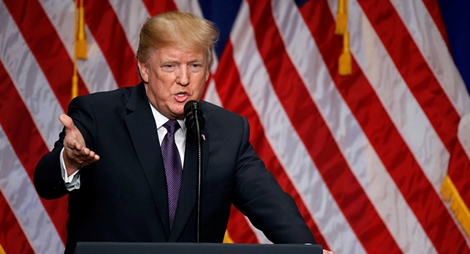 Một nhà văn khiến Tổng thống Trump nổi cơn thịnh nộ