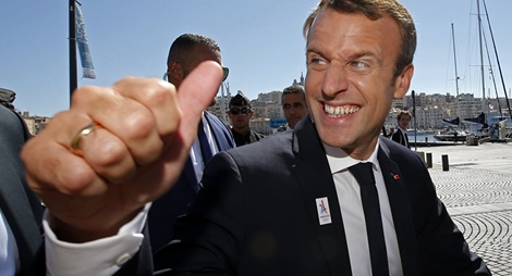 Tổng thống Macron muốn bánh mì Baguette được công nhận danh hiệu này 